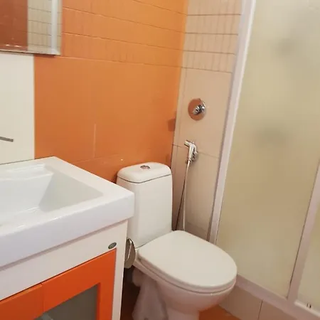 Vava9 Near Vitosha Center - Only Private Rooms Homestay